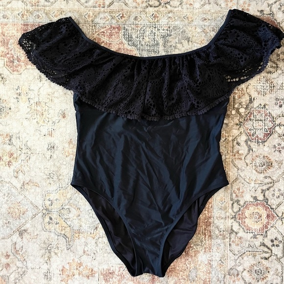 Shade & Shore Other - Shade & Shore Elegant Black Swimsuit